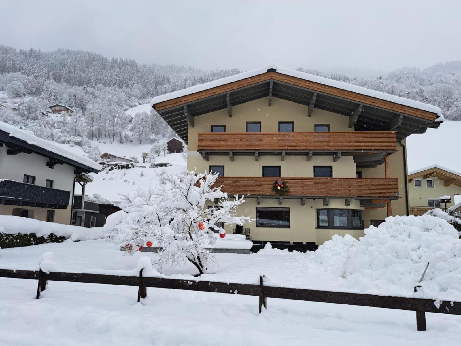 Appartement Reichholf Bramberg am Wildkogel Exterior photo